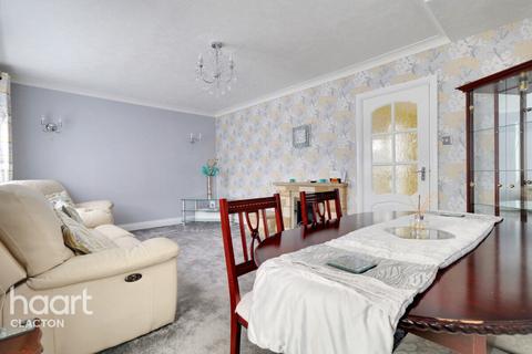 47 Knox Road, Clacton-on-sea, CO15 3SL
