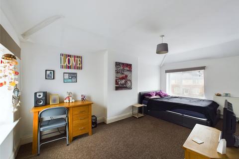 14 Huxley Road, Gloucester, GL1 4QQ