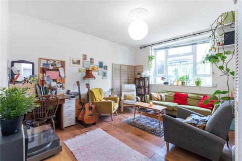 3 bedroom apartment for sale, Whiston Road, London, E2