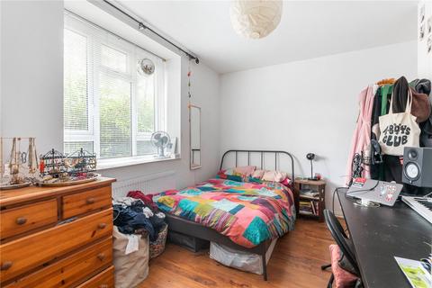 3 bedroom apartment for sale, Whiston Road, London, E2