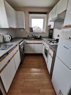 1 bedroom flat to rent, Chestnut Avenue, West Cross, Swansea