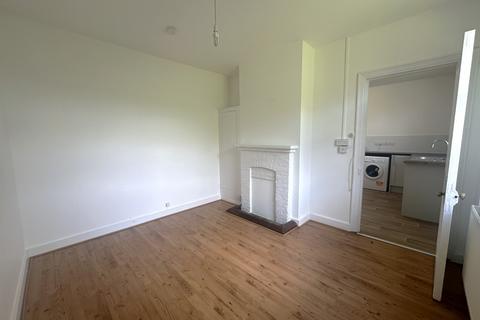 3 bedroom cottage to rent, Flat 1, Landwade Hall, Exning