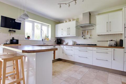 4 bedroom detached house for sale, Westbeams Road, Sway, Lymington, SO41