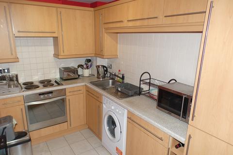 2 bedroom apartment to rent, Wallace Street, Glasgow G5