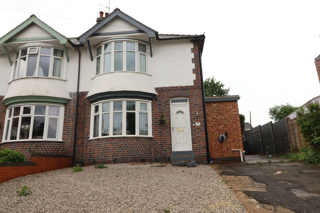 Kings Road, Shepshed, LE12 3 bed semidetached house for sale £245,000