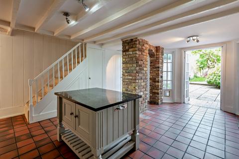 59 Kings Road, Windsor, SL4 2AD