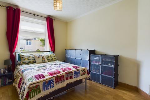 70 Aros Drive, Glasgow, G52 1TL