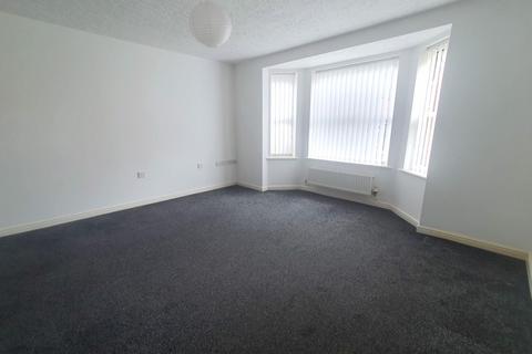 2 bedroom flat to rent, Marston Green, Birmingham B37