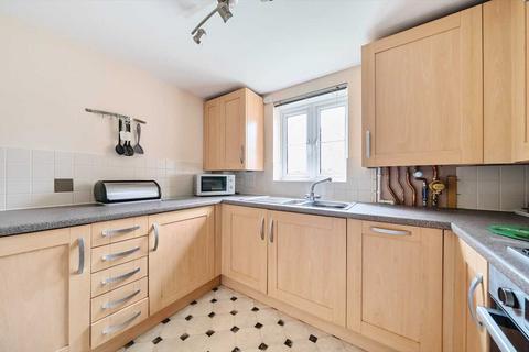 2 bedroom apartment for sale, Spinney Road, Ludgershall