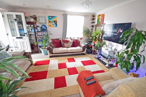 2 bedroom end of terrace house for sale, Frimley Green Road, Frimley Green, Camberley, GU16