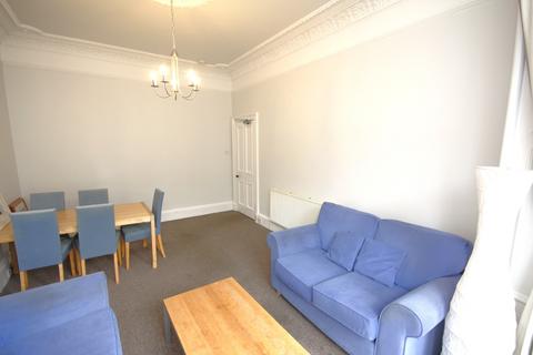 3 bedroom flat to rent, Mertoun Place, Polwarth, Edinburgh, EH11
