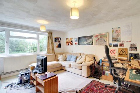 21 Bancroft Close, Stoke Holy Cross, Norwich, NR14 8LT