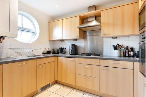 2 bedroom apartment for sale, Dudley Mews, London, SW2