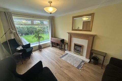 4 bedroom detached house to rent, Barnton Park Avenue, Barnton, Edinburgh, EH4