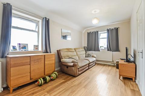 1 bedroom apartment to rent, Birchwood Road, West Byfleet, Surrey, KT14