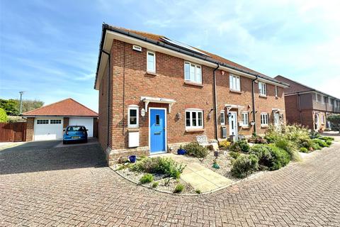 3 bedroom end of terrace house for sale, Southernhay Court, Milford on Sea, Lymington, Hampshire, SO41