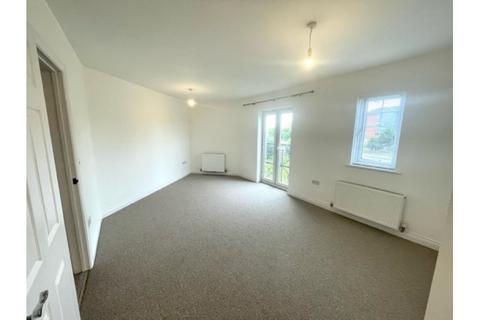 2 bedroom flat to rent, Standish Street, Bridgwater TA6