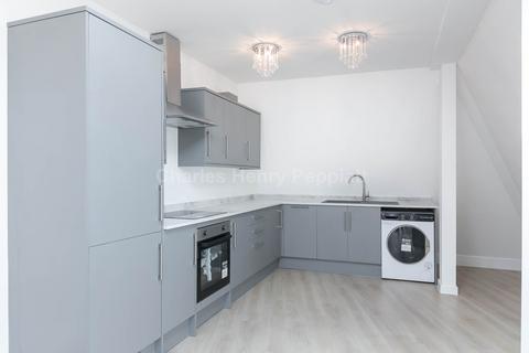 2 bedroom apartment to rent, Bush Close, Newbury Park, IG2