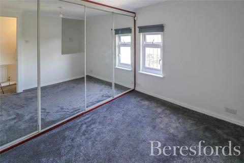 24 West Road, South Ockendon, RM15 6PH