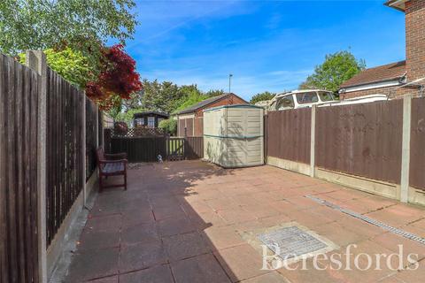 24 West Road, South Ockendon, RM15 6PH