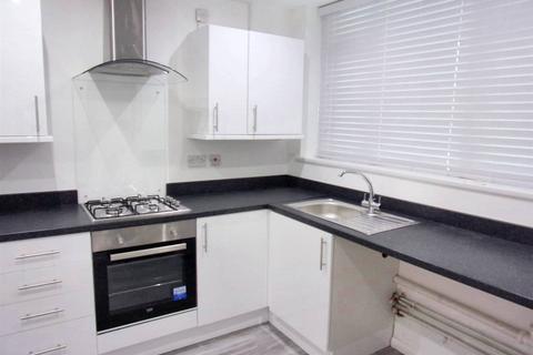 3 bedroom flat to rent, Perry Villa Drive, Birmingham B42