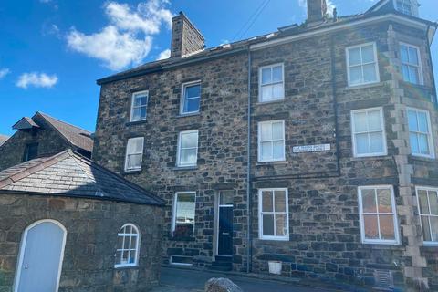 3 bedroom terraced house to rent, Cambrian Terrace, Dolgellau LL40