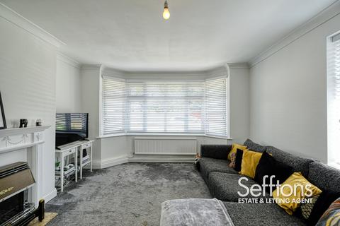 3 Belmore Close, Norwich, NR7 0PS