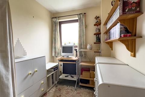 82 Schofield Avenue, Witney, OX28 1JW