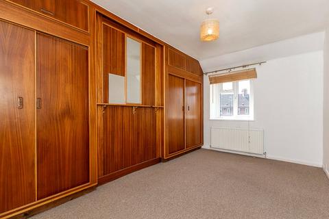 201 Brookehowse Road, London, SE6 3TT