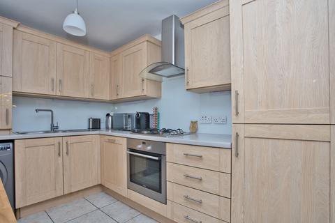 Flat 6, 2 Bridge Close, Sandwich, CT13 9QG