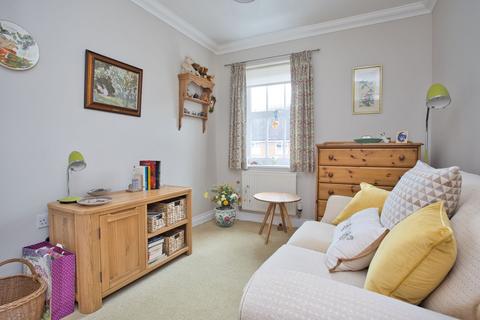 Flat 6, 2 Bridge Close, Sandwich, CT13 9QG