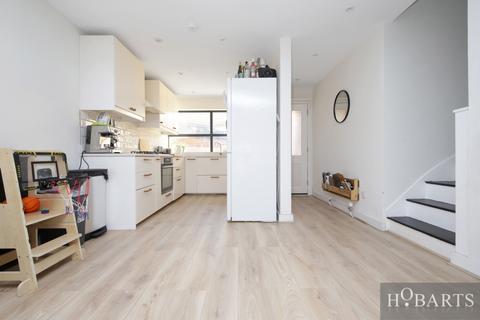 4 bedroom terraced house for sale, Wavel Mews, Crouch End, London N8