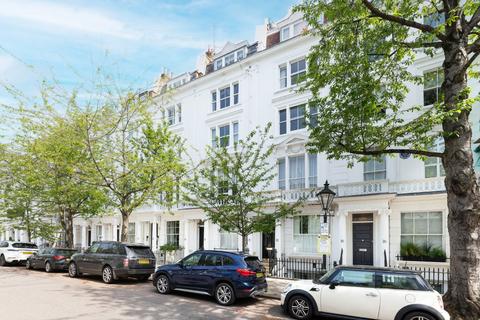 2 bedroom penthouse for sale, Palace Gardens Terrace, London, W8