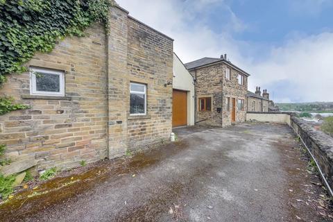 3 bedroom detached house for sale, Booth Street, Cleckheaton