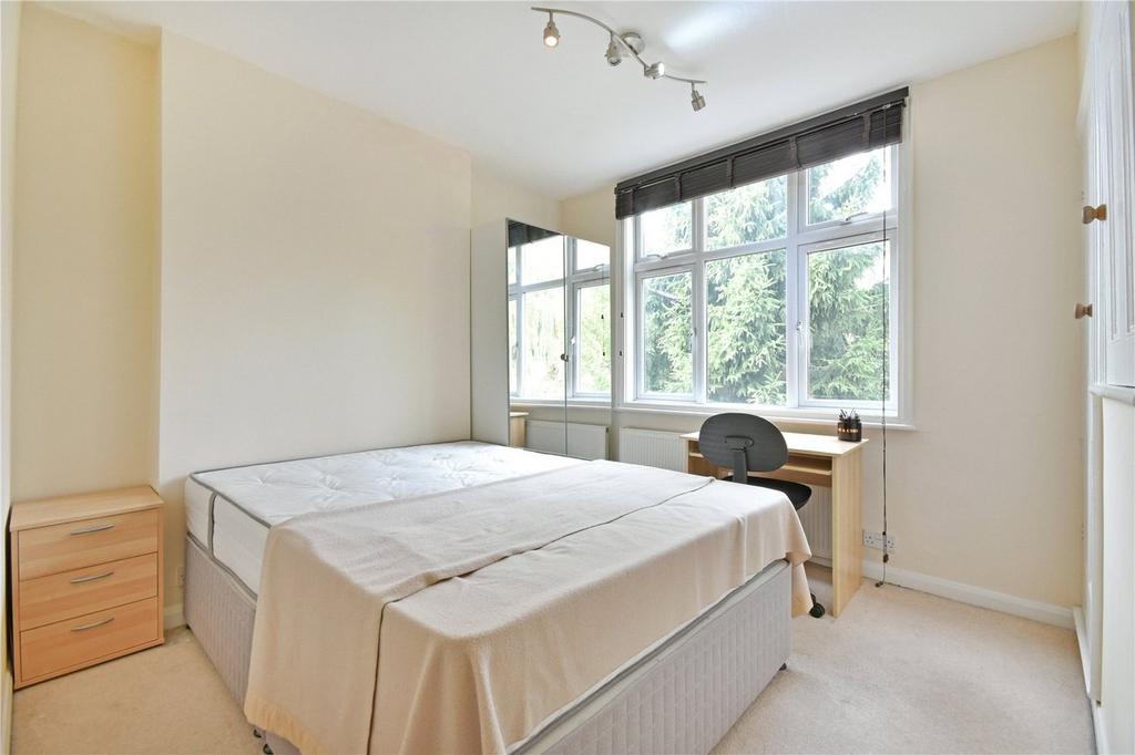 HILLVIEW GARDENS, HENDON, LONDON, NW4 3 bed £2,000 pcm (£