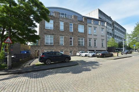 2 bedroom flat for sale, 14/6 Queen Charlotte Street, Leith, Edinburgh, EH6 6AT