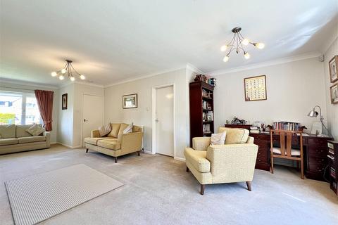 3 bedroom detached house for sale, Meadow Close, Bardsey, Leeds, LS17 9BJ