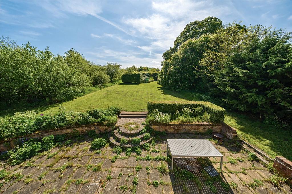 Terrace &amp; Garden