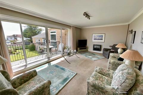 3 bedroom apartment for sale, Becton Lane, Barton on Sea, New Milton, Hampshire, BH25