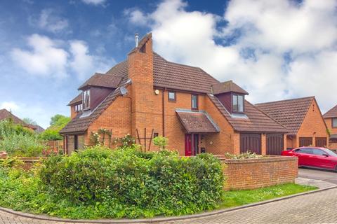 4 bedroom detached house to rent, BOLBECK PARK - Fantastic executive 4 bedroom home, close to Canal