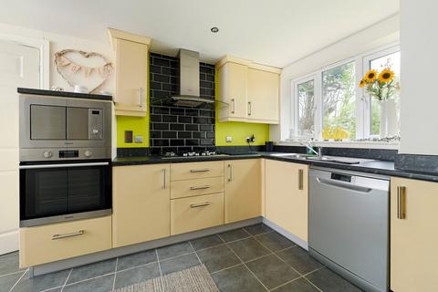 3 bedroom detached house for sale, Hythe Road, Dymchurch, Romney Marsh, TN29