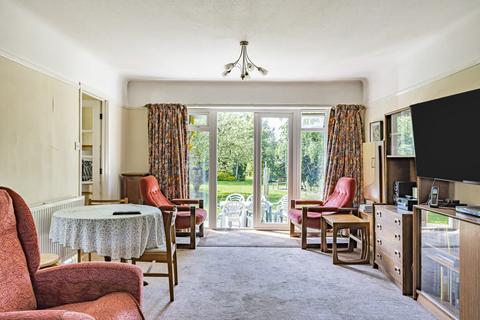 3 bedroom detached house for sale, D'abernon Drive, Stoke d'Abernon, Cobham, Surrey, KT11
