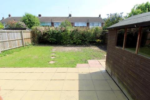 10 Ember Road, Slough, SL3 8ED