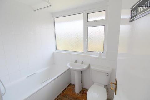10 Ember Road, Slough, SL3 8ED