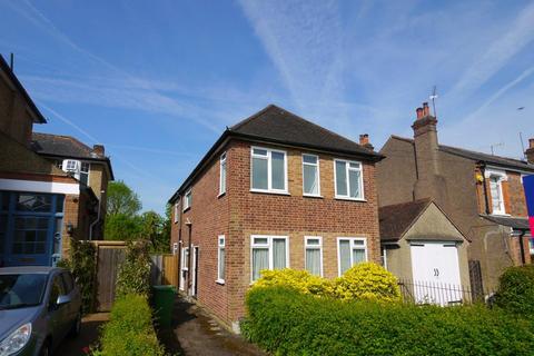 2 bedroom maisonette to rent, Hallowell Road, Northwood HA6