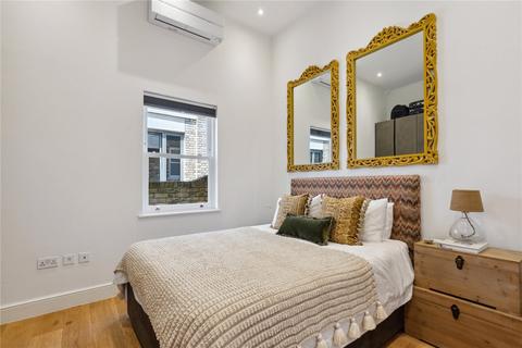 Flat 4, 13 Carlton Road, London, W5 2AW