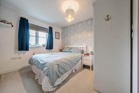 3 bedroom terraced house for sale, Outfield Crescent, Wokingham RG40