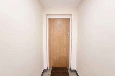 1 bedroom flat to rent, Cantilever Gardens, Warrington, WA4