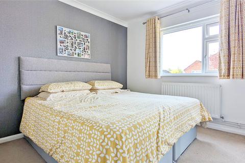 26 Aldwick Crescent, Worthing, BN14 0AS