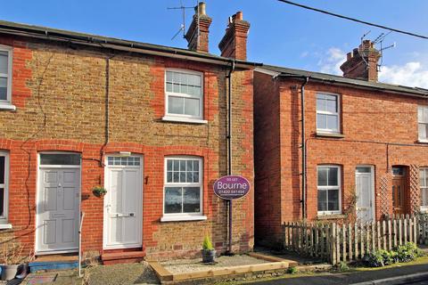 2 bedroom end of terrace house to rent, Upper Grove Road, Alton, Hampshire, GU34
